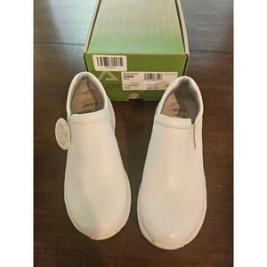 Align Dorin Slip On Shoes Women Size 6 White Orthotic Slip Resistant NM0002504